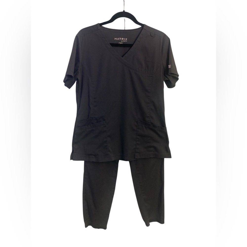 Matrix By maevn Dark Gray Scrub Set MD GUC